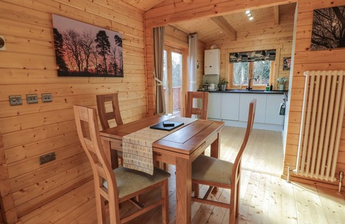 Newton Stewart Cottage | Pet-Friendly Little Lodge with Hot Tub in Glenluce