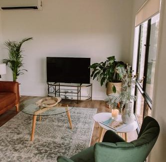 Willunga House | Perfect Family Retreat at Little Lodge - Willunga, 10/10 Score