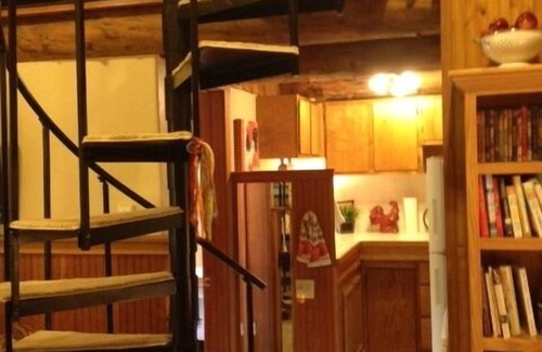Eugene Cabin | Cozy Log Cabin Retreat with Pool & Spa Amenities