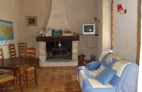 Simiane-la-Rotonde Other | Nature Retreat: Little Mas with Pool and Family Amenities