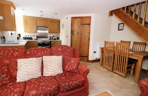 Welshpool House | Discover Little Mill in Welshpool: 4-Star Stay Rated 9/10