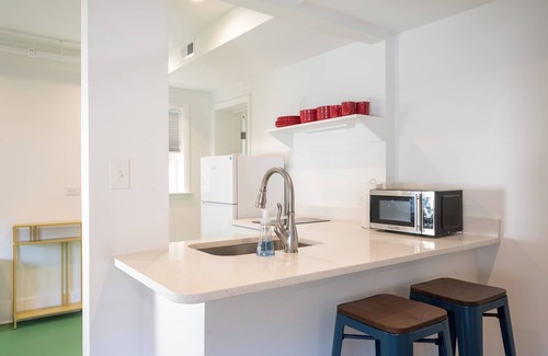 Venable Hotel | Modern Little Mod Hotel: Family-Friendly with Breakfast