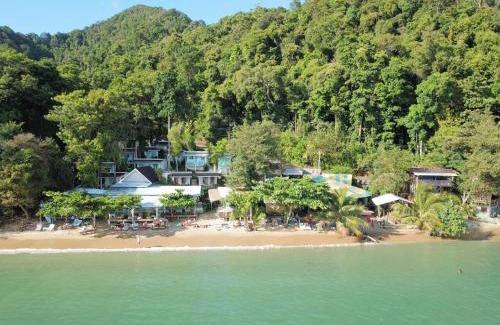 Khong Koi Beach House | Oceanfront Retreat: Little Monkey with Private Beach Access