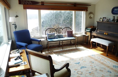 South Dartmouth House | Discover 'Little Neck': Riverfront Retreat with Ocean Views