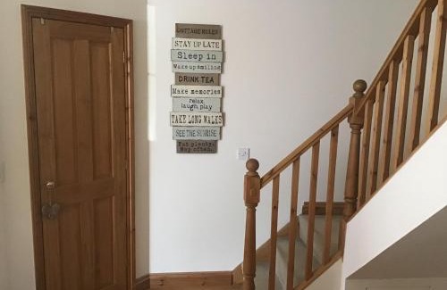 Egloshayle House | Kid-Friendly Haven at Little Nest EV Point - Rated 9.3/10