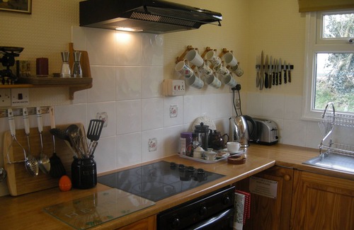 Bideford House | Pet-Friendly Little Nod Bungalow with Ocean Views in Devon