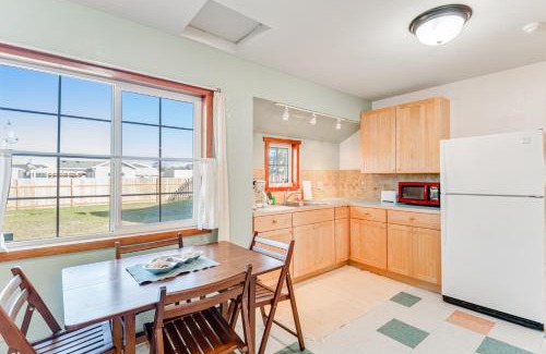 Ocean Park House | Charming Little Ocean: Pet-Friendly Getaway with Hot Tub