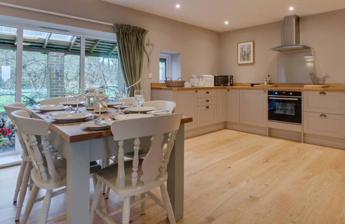 Robertsbridge House | Little Orchard in Robertsbridge
