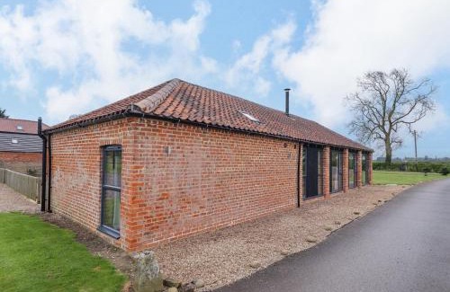 Market Rasen House | Little Owl: 5-Star Family-Friendly Retreat with Perfect Ratings