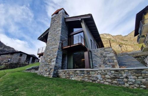 Arvier Apartment | Family-Focused Little Paradise - Ample Studio Retreat