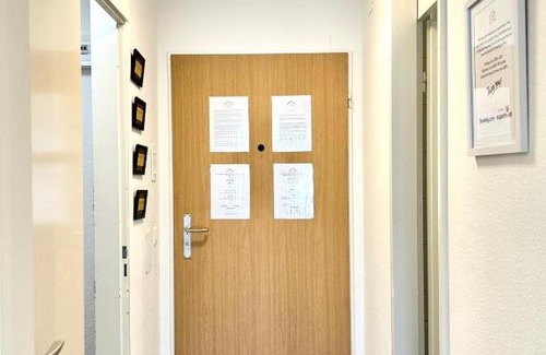 Dietikon District Apartment | Elegant Little Penthouse: Family-Friendly Retreat, 9.4/10