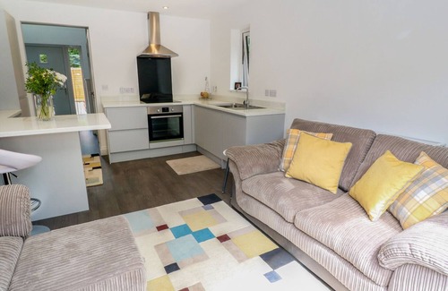 Carlyon Bay House | Inviting LITTLE PIPPIN Cottage with Ocean View in St. Austell