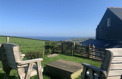 Boscastle Cottage | Explore Little Pol Boscastle with Sea & Country Views