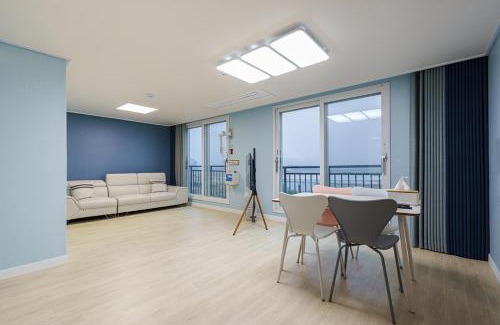 Gunsan Hotel | Budget-Friendly Stay at Little Prince Hotel with Access