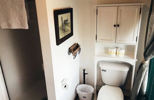 Natrona County Other | Experience Relaxation at Little R&R Farmhouse & Train Station