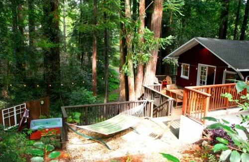 Northwood House | Discover Little Red House Plus: Hot Tub & Dog Friendly!