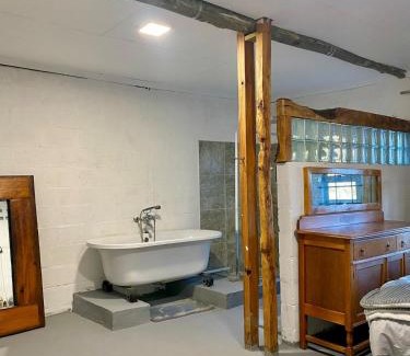 Somerset East Villa | Little Rock Inn