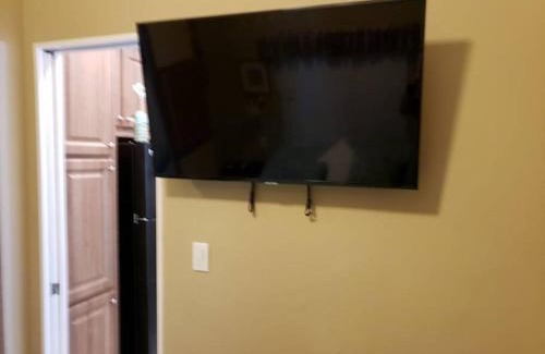 Key Largo Apartment | Serene Oceanfront Retreat in Key Largo Awaits You