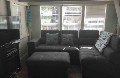 Key Largo Apartment | Serene Oceanfront Retreat in Key Largo Awaits You