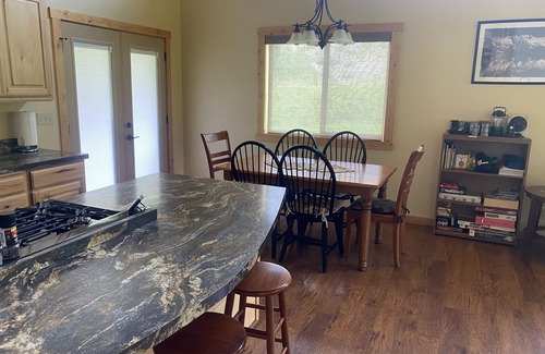 Corral Cabin | Unforgettable Little Smoky Cabin Retreat with Ocean Views