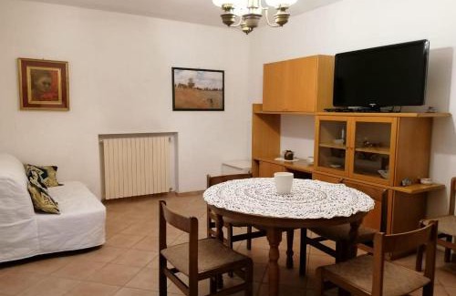 Quartiere Cervese Nord Apartment | Cozy Little Star Pioppa: Oceanfront Stay with Pool