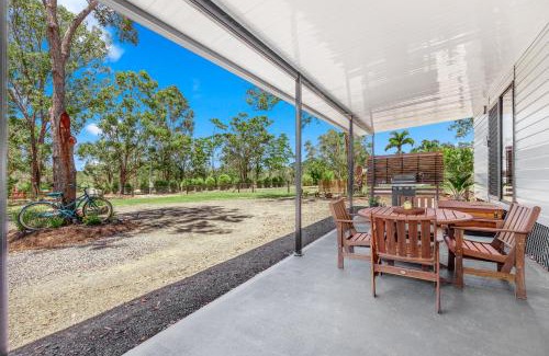 Sunshine Acres House | Inviting Little Sunshine - Private Guest Home with 9.8 Rating