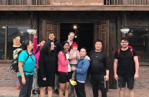 Sa Pa Bed & Breakfast | Experience Little Ta Van Homestay: Pet Friendly with Hot Tub