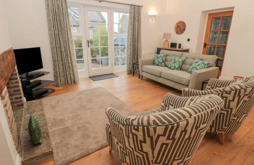 North Sunderland House | Unforgettable Stay at Little Tern - Pet & Child Friendly