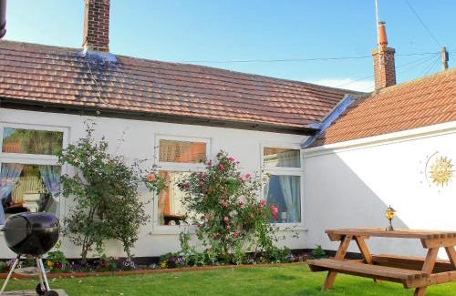 Winterton-on-Sea House | Discover Little Tern: Family & Pet-Friendly Retreat