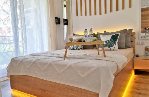 Pomorie Apartment | Treasured Family Escape by the Sea - Guest Rated 9.4/10