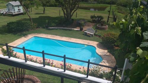 Uitenhage Bed & Breakfast | Inviting Little Tree Loft 2: Top Amenities & Guest Rated 9/10