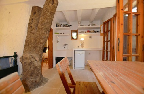 Castro Marina Cottage | Charming Little Trullo with Private Sea Access & Ocean View