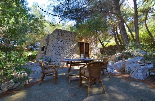 Castro Marina Cottage | Charming Little Trullo with Private Sea Access & Ocean View