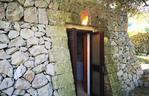 Castro Marina Cottage | Charming Little Trullo with Private Sea Access & Ocean View