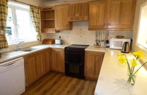 Borrowdale Cottage | Pet-Friendly Littlebeck: Cozy Holiday Cottage in Rosthwaite