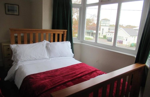 Littlestone-on-Sea Apartment | Relaxing Retreat at Littlestone Hotel - Double Room Awaits
