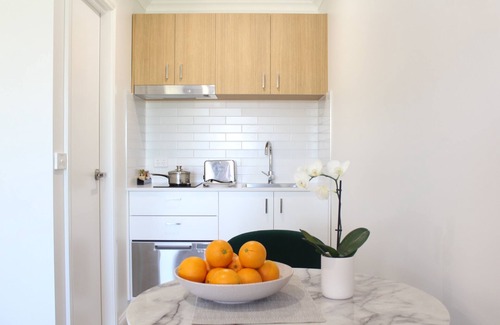 Bathurst Hotel | Discover Littomore Bathurst: Family-Friendly with Breakfast