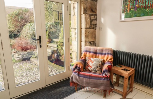 Litton Cottage | Family-Friendly Litton Hall Barn Cottage with Cozy Open Fire
