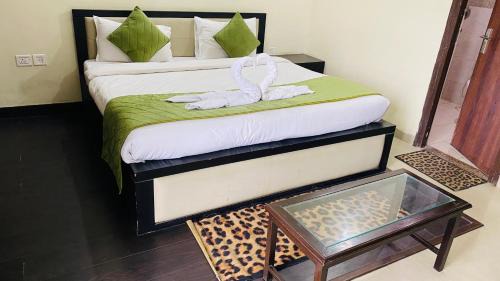 Rudrapur Hotel | Budget-Friendly LivBox with Restaurant & Family Amenities