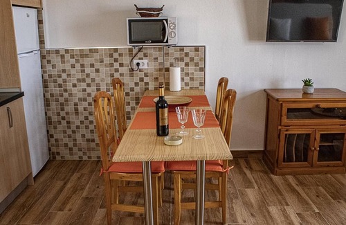 Taucho Villa | Discover Adeje Ifonche: Relaxation with Terrace & Spa