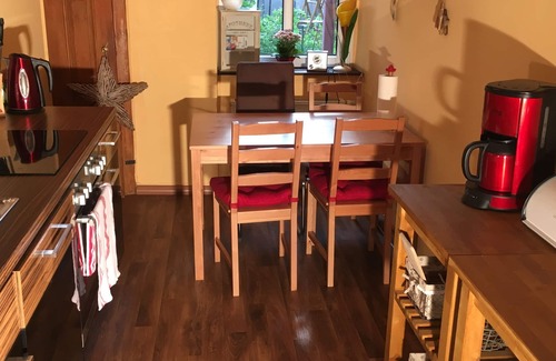 Reudnitz-Thonberg Apartment | Convenient Stay Near City Center with Great Amenities