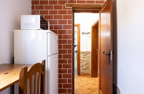 Arico Viejo Apartment | Budget-Friendly Stay at Live Arico El Cortijo with Spa