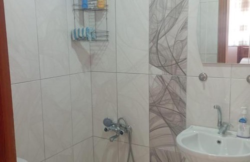 Avsallar Apartment | Family-Friendly Live Assist Incekum Avsallar House with Pool