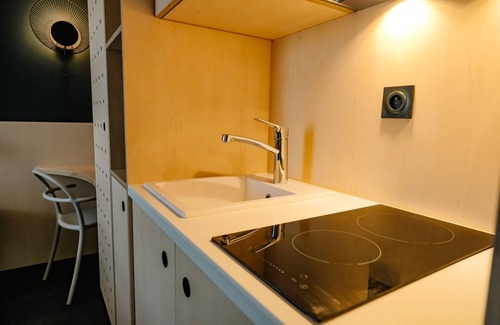 Bordeaux-Lac Hotel | Discover LIVE Hotels Bordeaux Lac with Pool & Spa Amenities