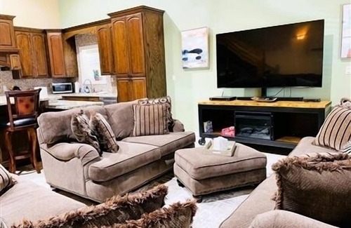 Port Mansfield Condo | Experience Comfort at Mildred's Manor: 4 Bdrm Retreat