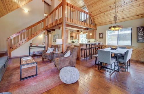 Truckee Cabin | Live Like a Local in Truckee: Luxe Cabin Near Dtwn
