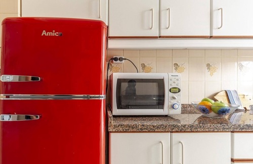 Triana Apartment | Experience Authentic Seville at TRIANA with Spa & Breakfast