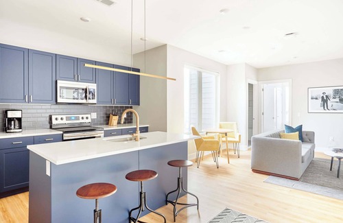 Olde Kensington Apartment | Live the Vibe: Modern 1BR in Fishtown