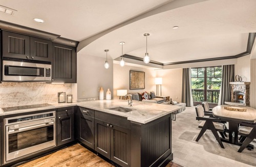Avon Condo | Unforgettable Summer Retreat @ Ritz: 10/10 Guest Rated!