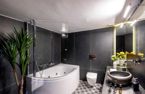Thissio Apartment | Experience Your Myth with Oceanfront Views Near Acropolis